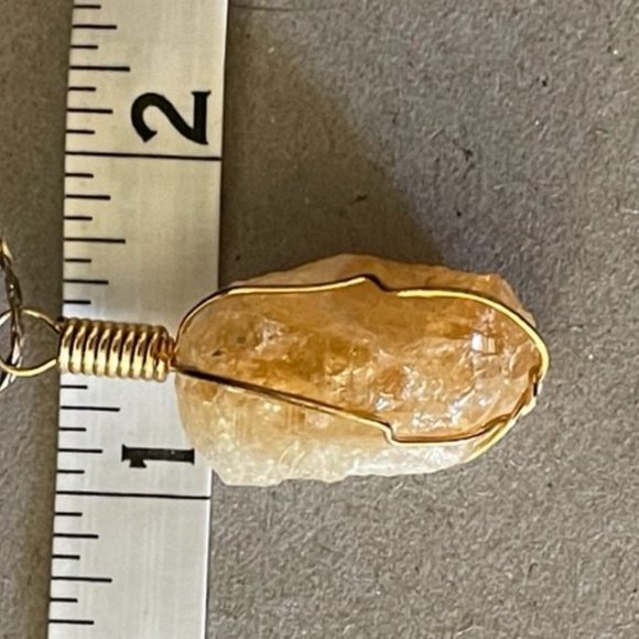 Citrine Caged Pendant Hanging from an 24" 80's Gold Faux Chain, Classic - Picture 8 of 9